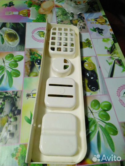 Полка для ванной