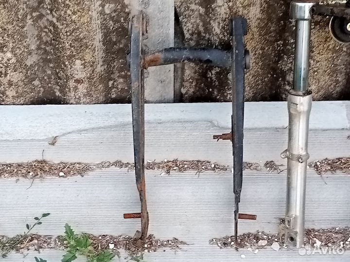 Продам запчасти на мопед