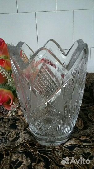 Ваза хрустальная Тюльпан