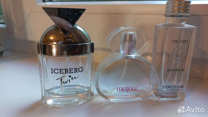 Пустые флаконы от парфюма