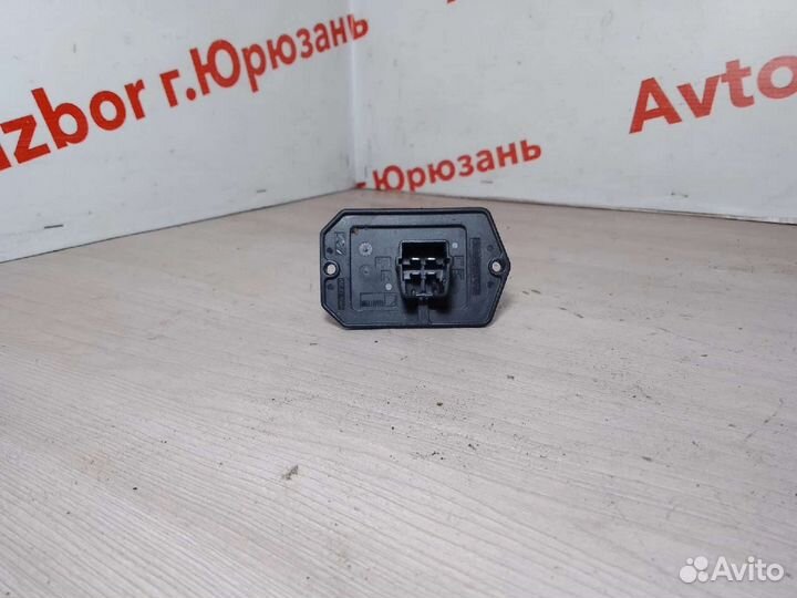 Резистор печки Toyota Corolla 120
