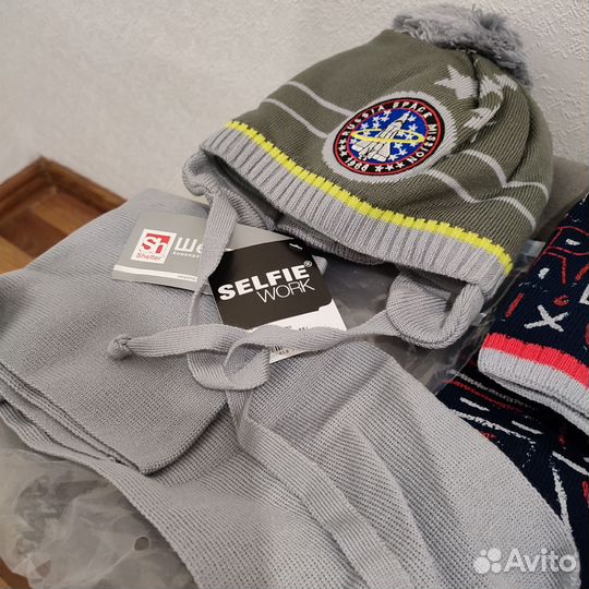 Новый комплект шапка и шарф Польша разные