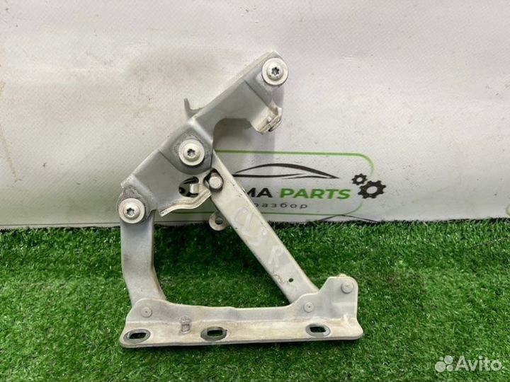 Петля капота передняя правая Mercedes Benz Cls