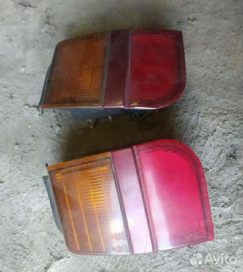 Фонари задние Mitsubishi Space Wagon