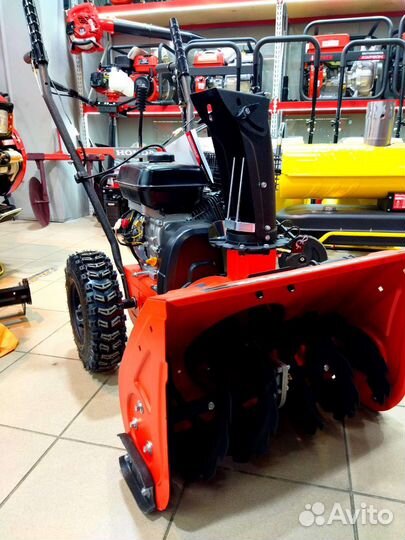 Снегоуборщик бензиновый Honda 9HP