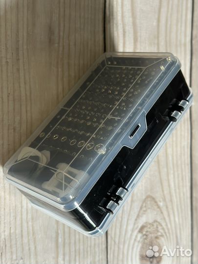 Набор новый отвертки и приспособления