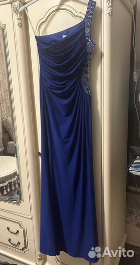 Вечернее платье длинное 42