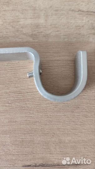 Кронштейн для карниза