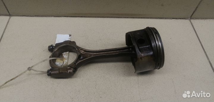 Поршень с шатуном Yaris 2005-2011