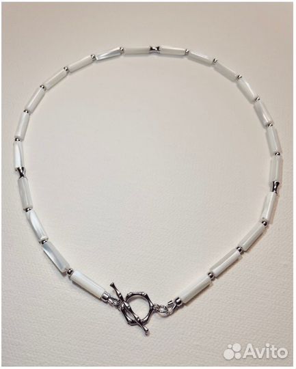 Чокер из перламутра