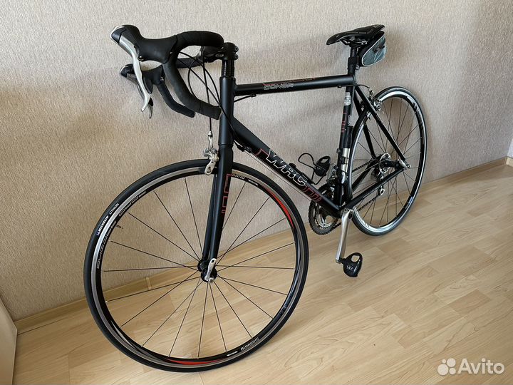 Шоссейный велосипед Conor (Испания)