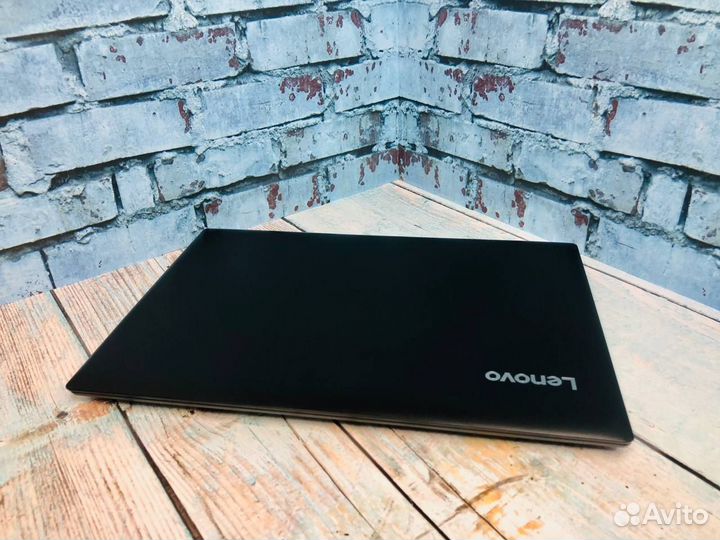 Lenovo IdeaPad 330 на A4/Radeon 530/RAM 4GB/SSD
