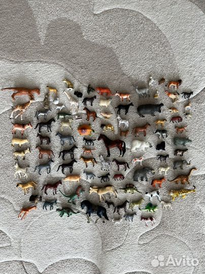 Игрушки фигурки животных 92 шт