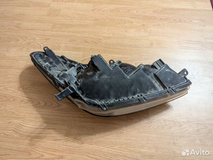 Фара левая lexus es 330