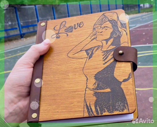 Ежедневник, блокнот 100 дерево с кожей