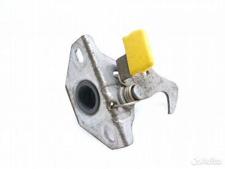 Крюк замка капота Bmw 3-Series E90