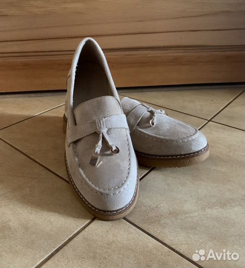 Лоферы женские