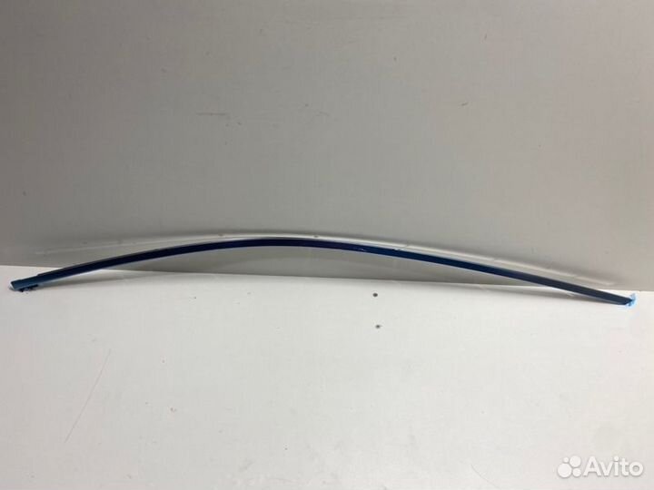 Молдинг двери передний правый Toyota Camry V70/V75