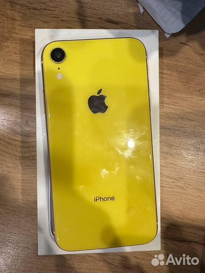 iPhone Xr, 64 ГБ