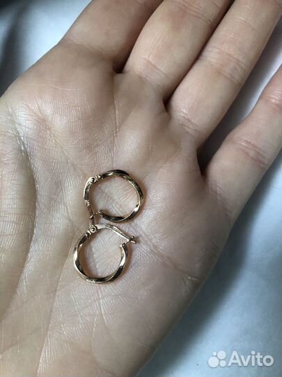 Золотые серьги 585 пробы
