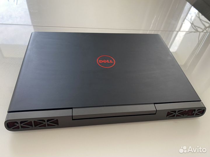 Dell - i7 7700HQ / GTX 1050Ti 4Gb