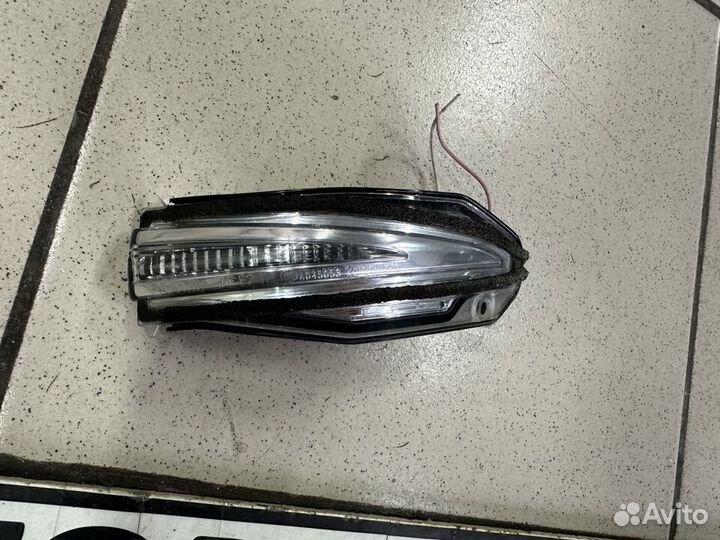 Указатель поворота правый Тойота Рав 4 Rav 4