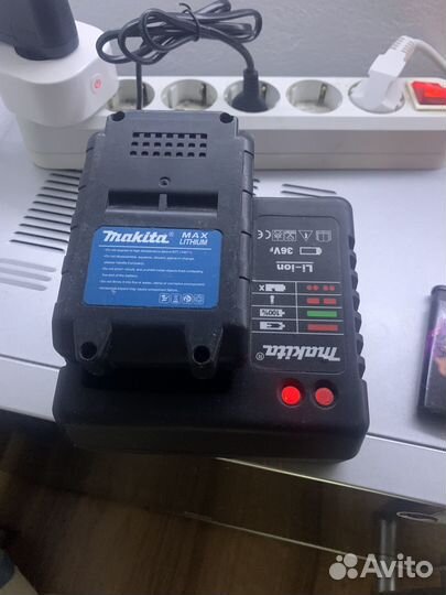 Шуруповерт makita