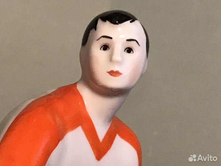 Фарфоровая статуэтка СССР лфз