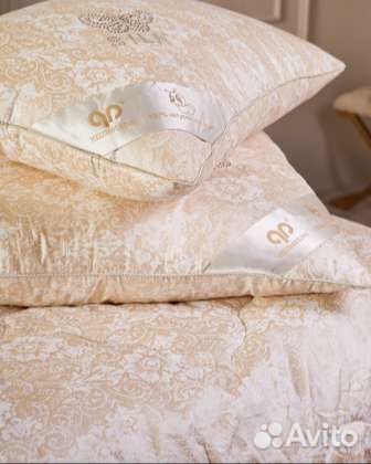 Подушка из шелкопряда