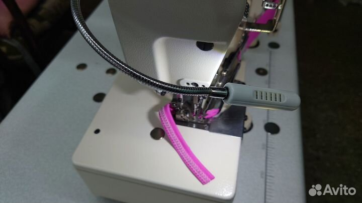 Промышленная плоскошовная швейная машина Yamata