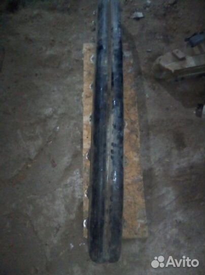 Усилитель бампера передний Hyundai Sonata Y3 1996