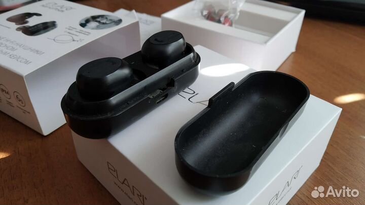 Беспроводные наушники elari