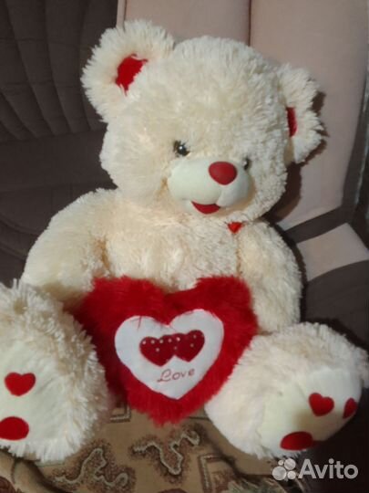 Плюшевый медведь