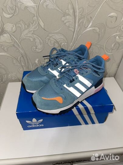 Кроссвоки Adidas Originals ZX 700 HD W