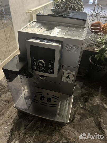 Кофемашина Delonghi ecam 23.450