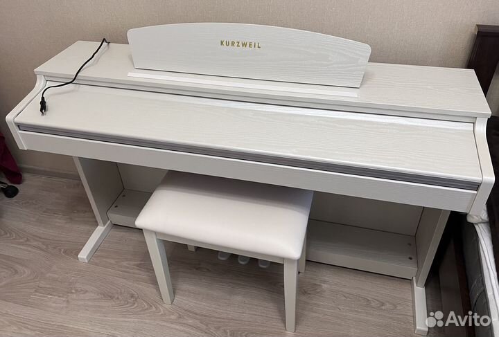 Цифровое пианино Kurzweil M115 белое с банкеткой