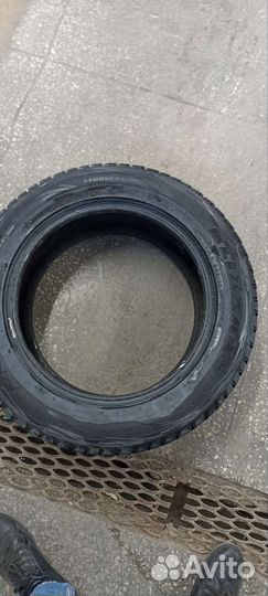 Bridgestone Blizzak DM-V1 225/60 R17 29