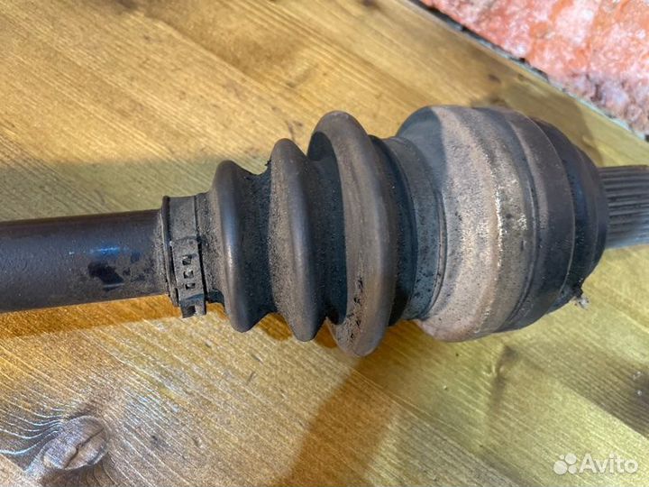 Привод задний полуось шруз задний правый Bmw X1