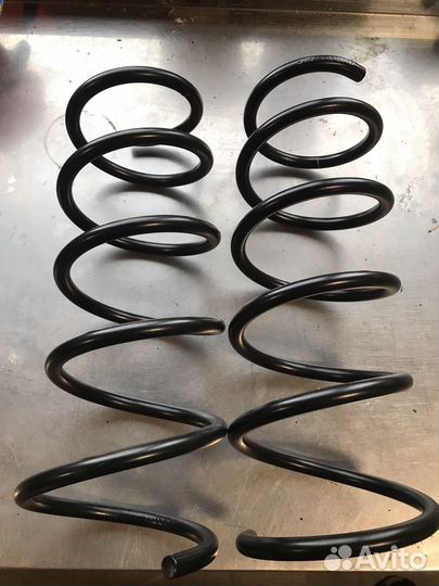 Пружины передние duster