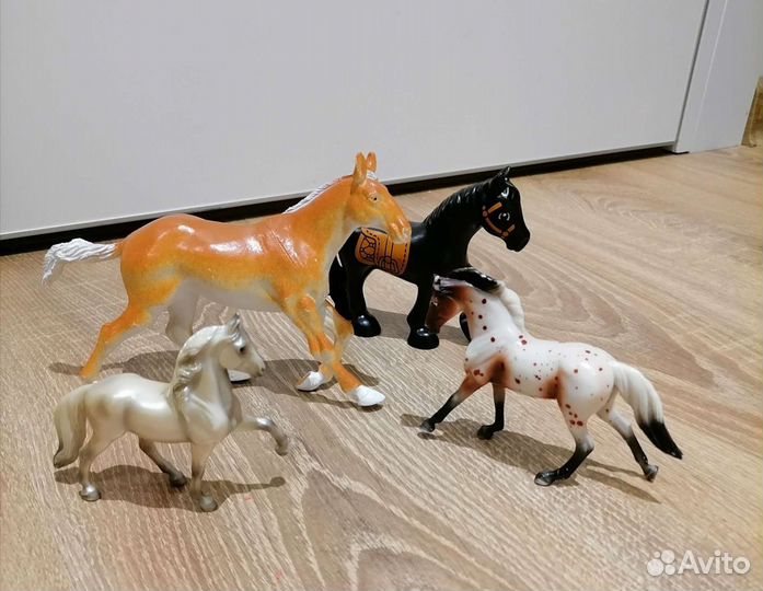 Лошадки, мягкие и др. игрушки см.обьявления