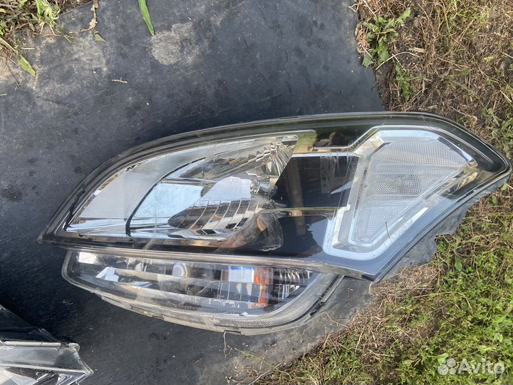 Передние фары Kia Soul 1 (2011г)
