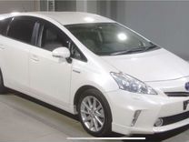 Toyota Prius Alpha 1.8 CVT, 2011, 179 000 км, с пробегом, цена 1 650 000 руб.