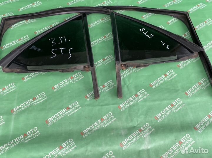 Задние форточки дверей Cadillac STS 2002-07