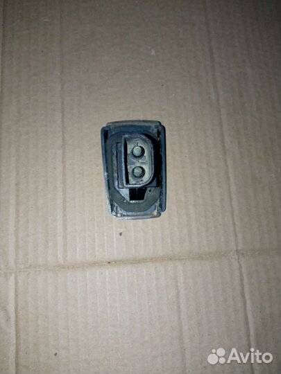 Volvo поворотник повторитель в крыло