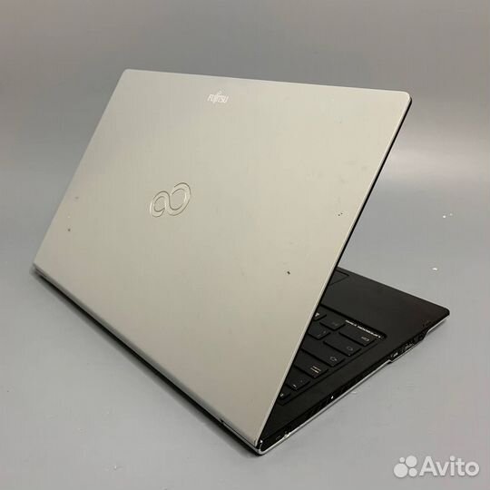 14'' Ноутбук Fujitsu Lifebook U772