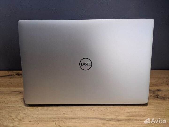 Ноутбук dell Precision 5540 / i7 9850H / 16GB / 51