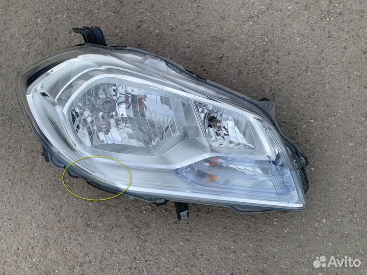 Фара передняя правая (з/ч - стекло) SX4, SX-4