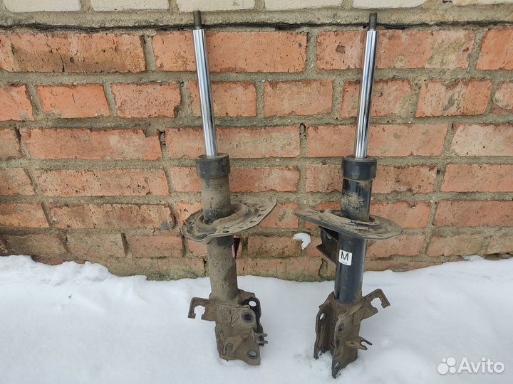 Амортизатор Nissan X-Trail