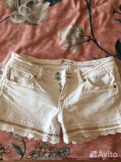 Женские джинсовые шорты