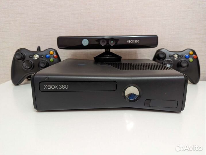 XBox 360 FreeBoot + Kinect + 150 игр